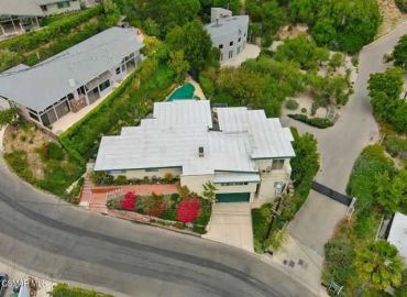 MLS# 225002790