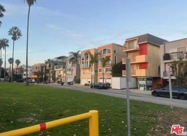 MLS# 25531079