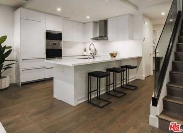 MLS# 25540099