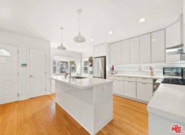 MLS# 25550815