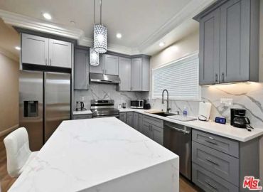MLS# 25562073