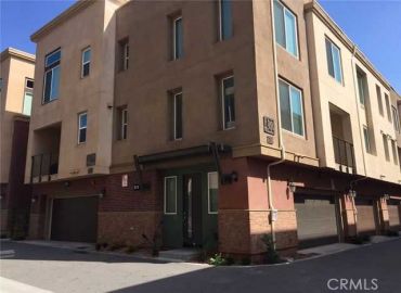 MLS# AR25185473