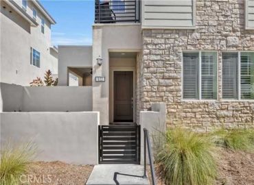 MLS# OC25043737