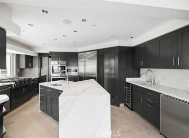 MLS# OC25067046