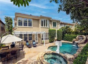 MLS# OC25086505