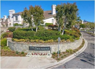 MLS# OC25097679