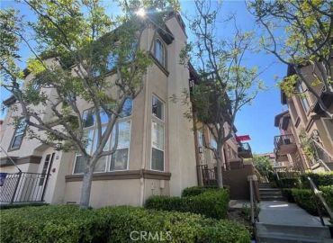 MLS# OC25147395
