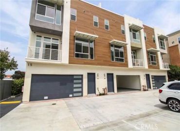 MLS# OC25159868