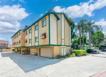 MLS# OC25161602