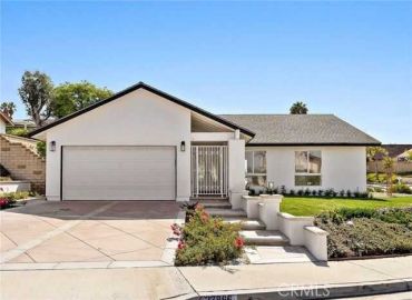 MLS# OC25162008