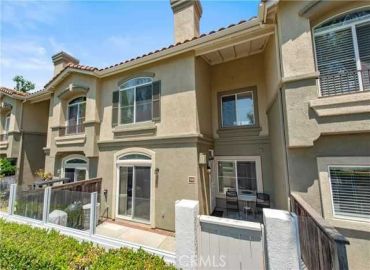 MLS# OC25169888