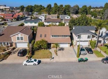 MLS# OC25178109