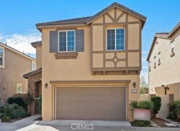 MLS# OC25178692