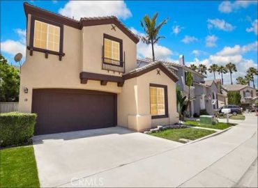 MLS# OC25183212