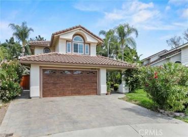 MLS# OC25184699