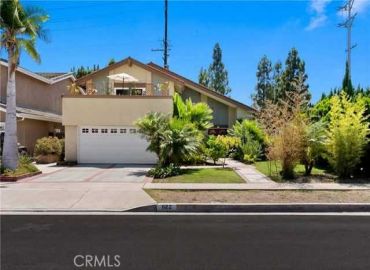 MLS# OC25188151