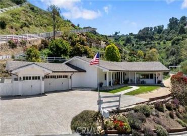 MLS# PV25091613