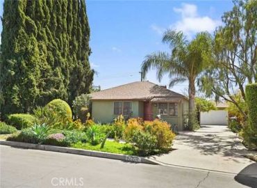 MLS# SR25079493