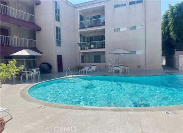 MLS# SR25175592