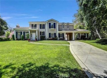 MLS# WS25081596